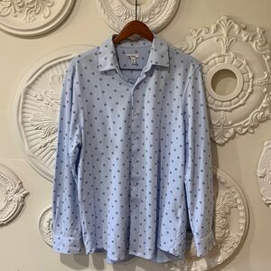 Stylish dress shirt